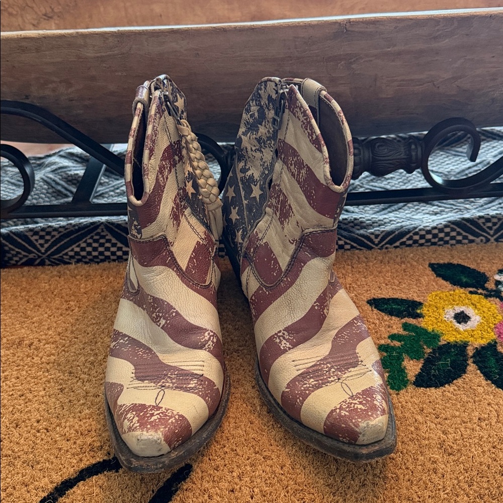 Ariat Womens Circuit Cruz Western Boot American Flag Print - Picture 2 of 6
